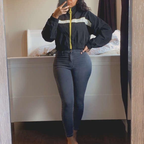 Cropped, Windbreaker - Picture 1 of 4